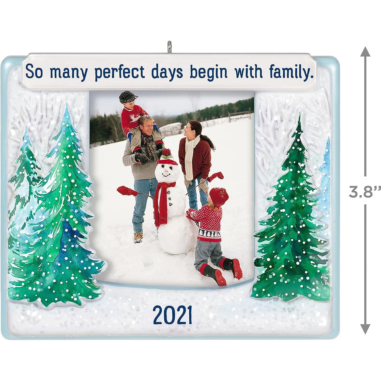 QGO2055 2021 Our Family Image4