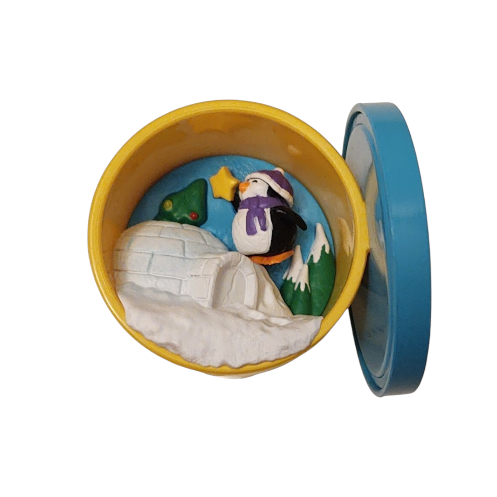 2021 Play‑Doh Penguin Hallmark Ornament (Hasbro) QXI7185