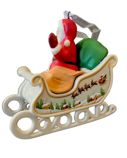 2021 Santa's Sleigh Hallmark Ornament (Santa Claus) QXC5562