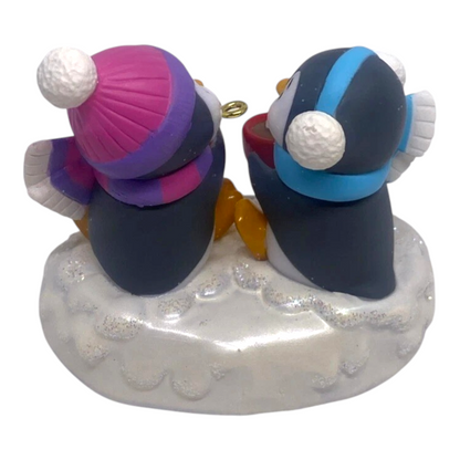 2021 Sisters and Friends Hallmark Ornament (Penguins) QGO2042