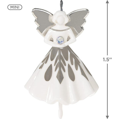 QXM8385 2021 Miniature Snowflake Angel Image1