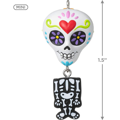 QFO5292 2021 Miniature Sugar Skull Sweetie Image4