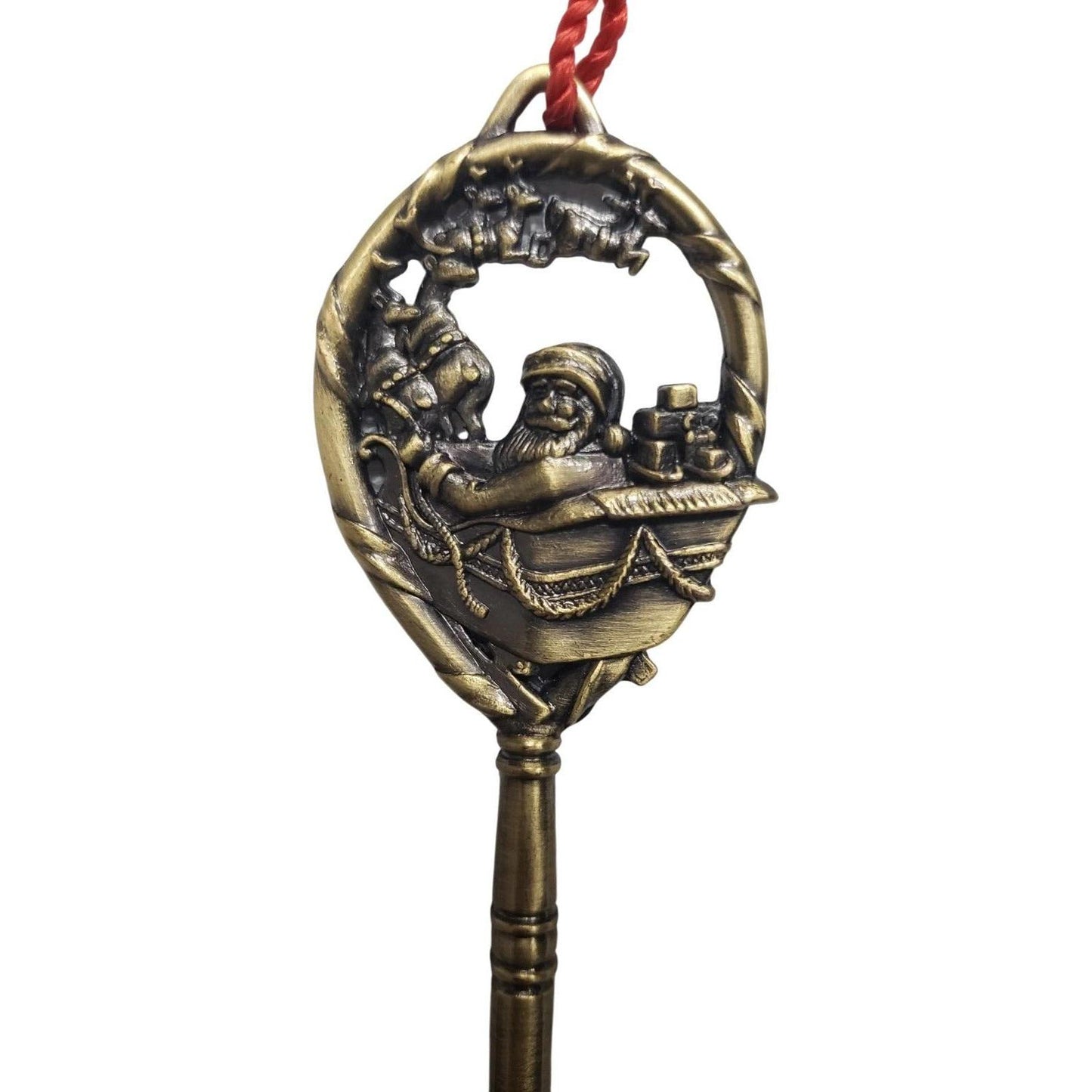 2021 A Magic Key for Santa Hallmark Ornament (Santa Claus) 1XBH3153