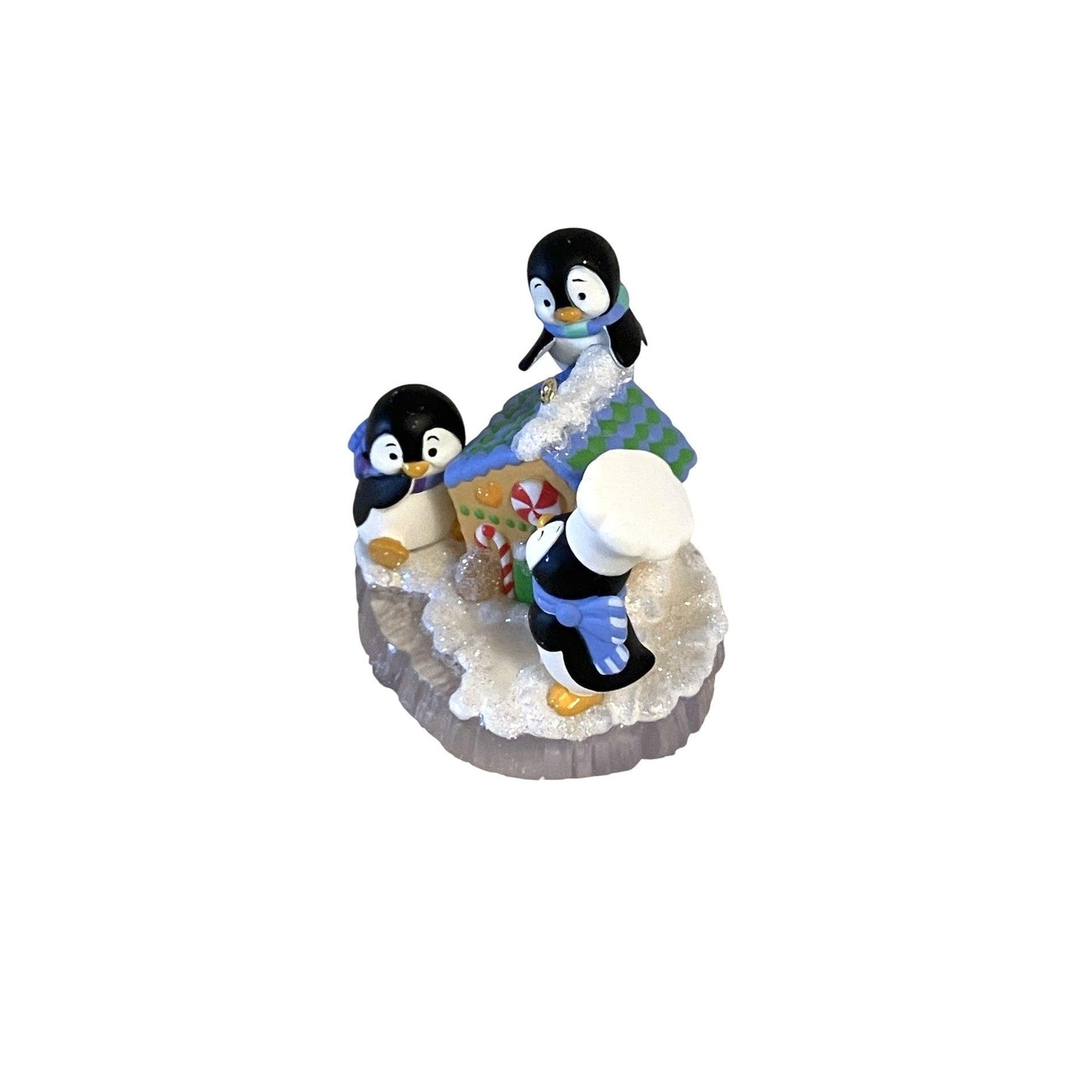 2021 Baking Buddies Hallmark Ornament (Kris' Penguins) QGO1665 Image4
