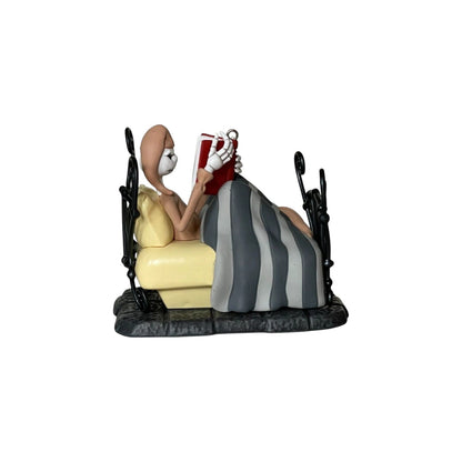 2021 Bedtime Stories Hallmark Ornament (Tim Burton's The Nightmare Before Christmas) QXD6562 Image3