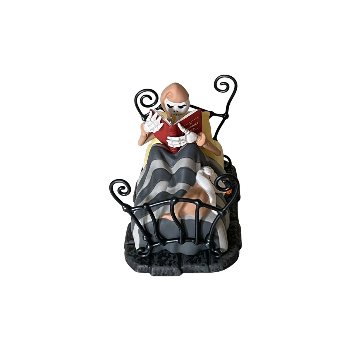 2021 Bedtime Stories Hallmark Ornament (Tim Burton's The Nightmare Before Christmas) QXD6562 Image4