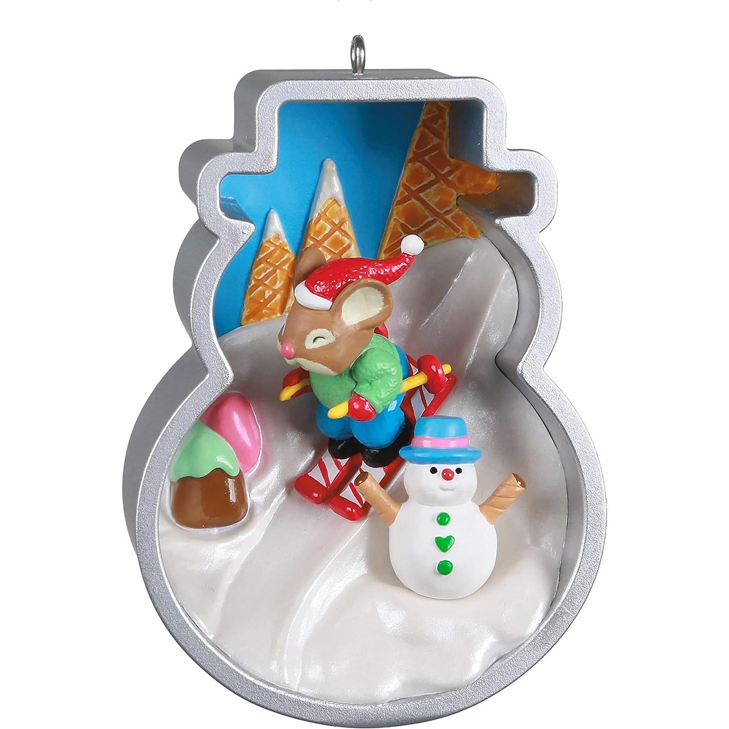 QXR9182 2021 Cookie Cutter Christmas Image1