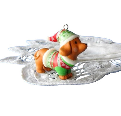 2021 Dressed Up Dachshund Puppy Hallmark Ornament (Puppy) QXM8355