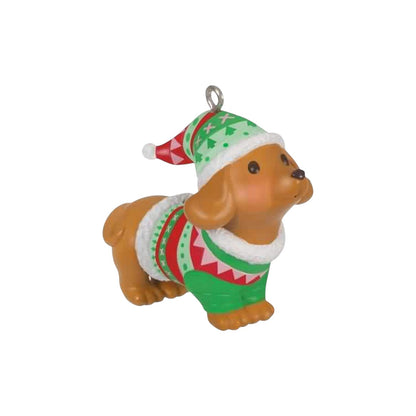 2021 Dressed Up Dachshund Puppy Hallmark Ornament (Puppy) QXM8355