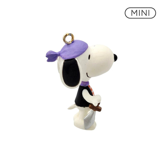 2021 Pirate Snoopy Hallmark Ornament (Peanuts) QFO5295 Image1