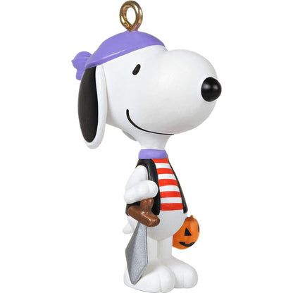 2021 Pirate Snoopy Hallmark Ornament (Peanuts) QFO5295