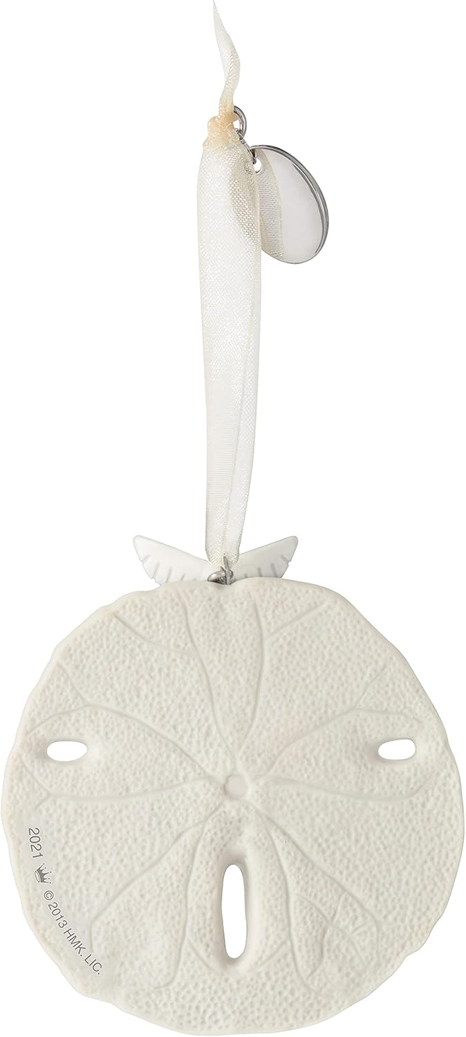 2021 Remembered with Love Hallmark Ornament (Beach) QHX4022