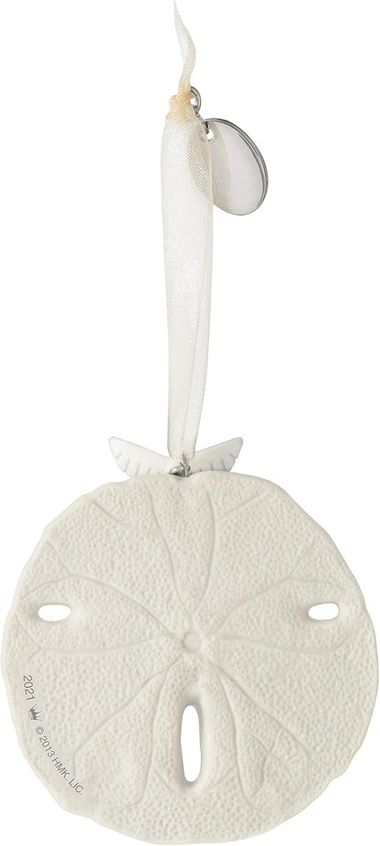 2021 Remembered with Love Hallmark Ornament (Beach) QHX4022