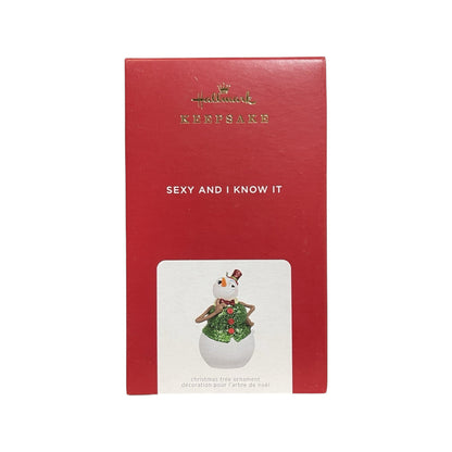 2021 Sexy and I Know It (Snowmen) Hallmark Ornament QGO2305 Image2