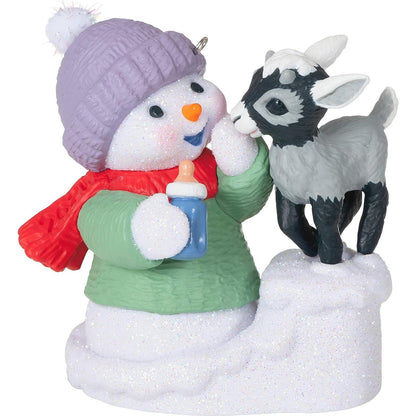 QXR9152 2021 Snow Buddies Image1