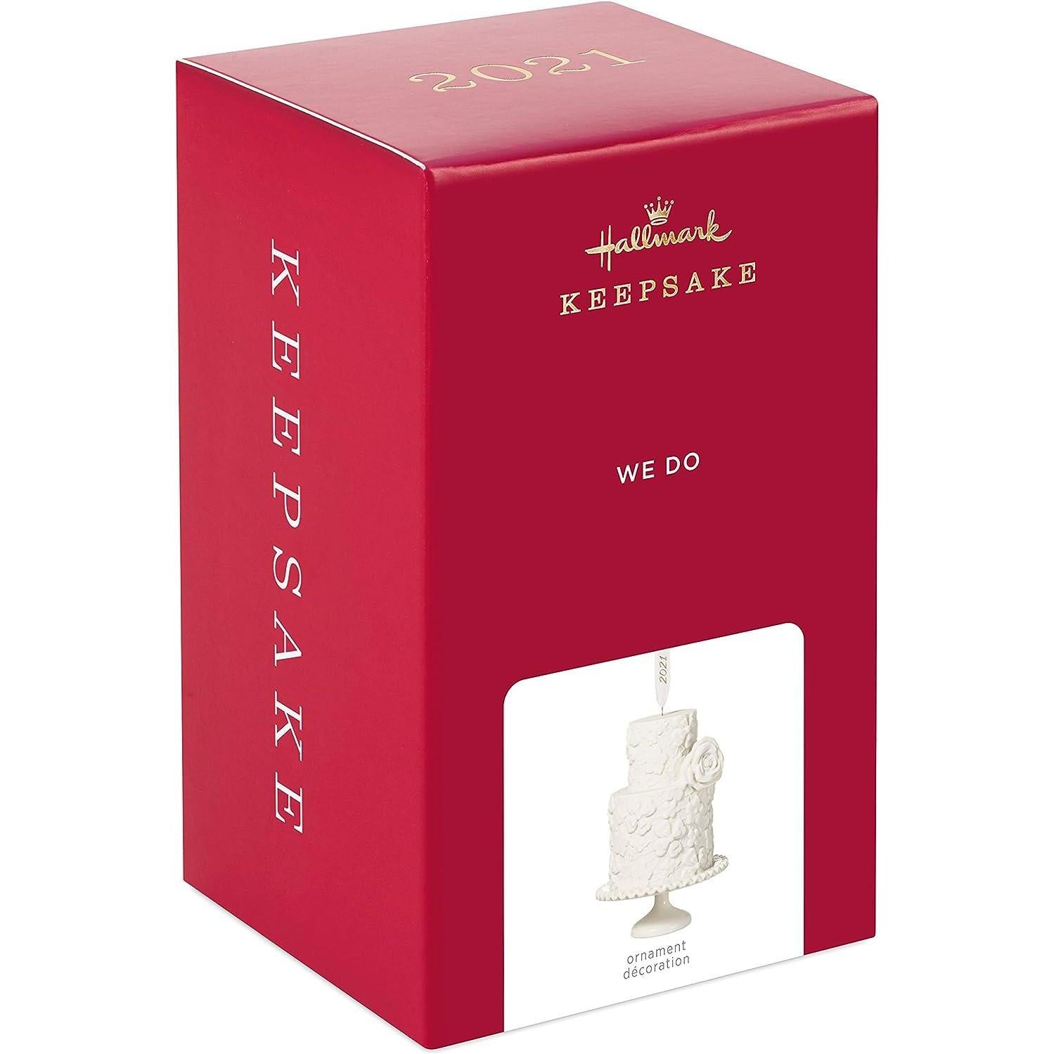 2021 We Do Wedding Cake Ornament Hallmark Ornament (Cake) QHX4075