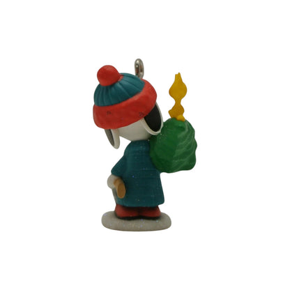2021 Winter Fun With Snoopy Hallmark Ornament (Winter Fun with Snoopy) QXM8252 Image6