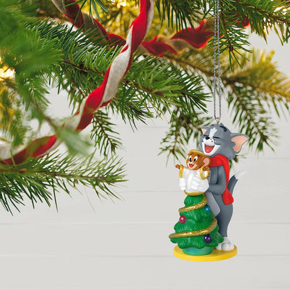 QXI7093 2022 Decorating The Tree (Tom and Jerry) Image5