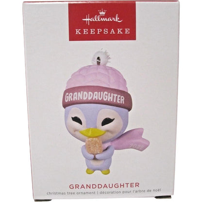 2022 GrandDaughter Hallmark Ornament (Family) QGO2333