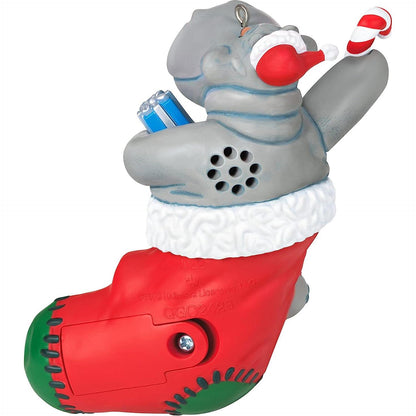 QGO2423 2022 I Want A Hippopotamus For Christmas (Hippo) Image2