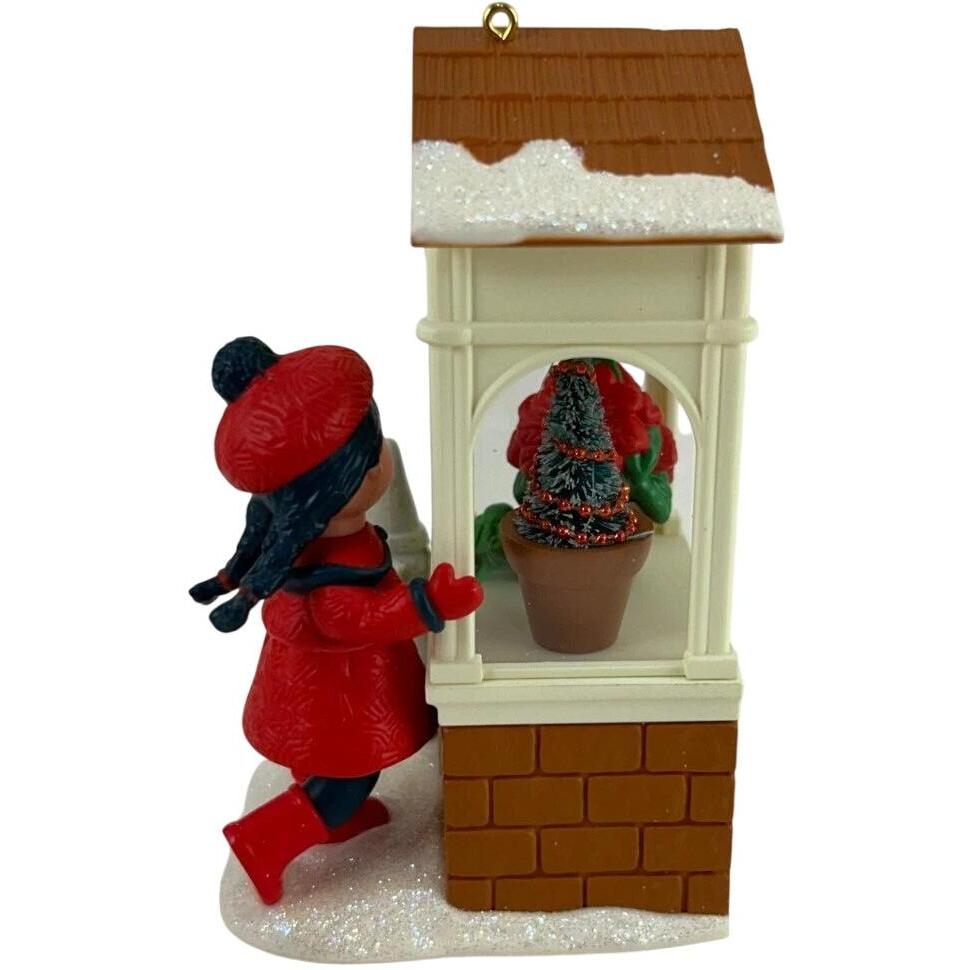 2022 Lily's Flower Shop Hallmark Ornament (Christmas Window) QXC5558