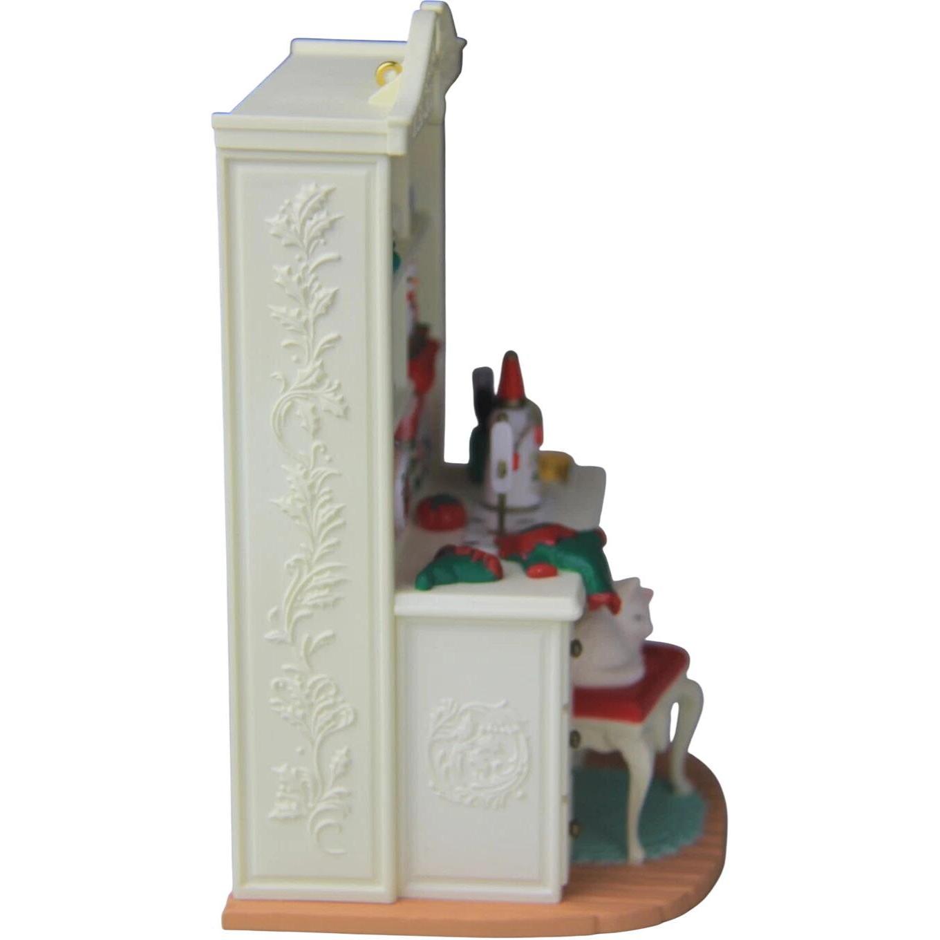 2022 Mrs. Claus's Sewing Cabinet Hallmark Ornament (Santa Claus) QHT4003