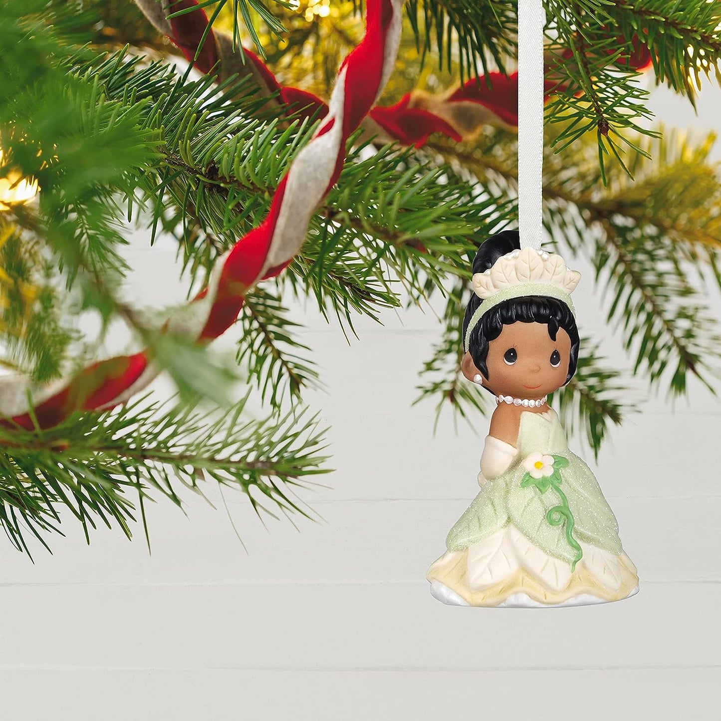 QXD6566 2022 Tiana (Disney The Princess and The Frog) Image5