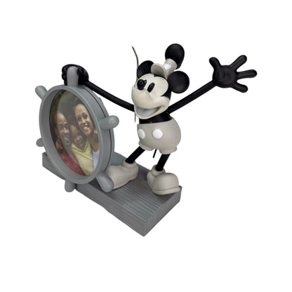 2022 Ahoy, There! Hallmark Ornament (Mickey Mouse & Friends) QHX3106
