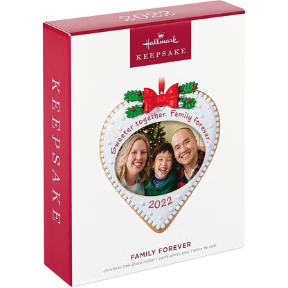 QGO2363 2022 Family Forever (Photo Holder) Image3
