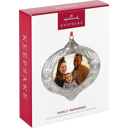 QGO2396 2022 Family Memories (Photo Holder) Image3