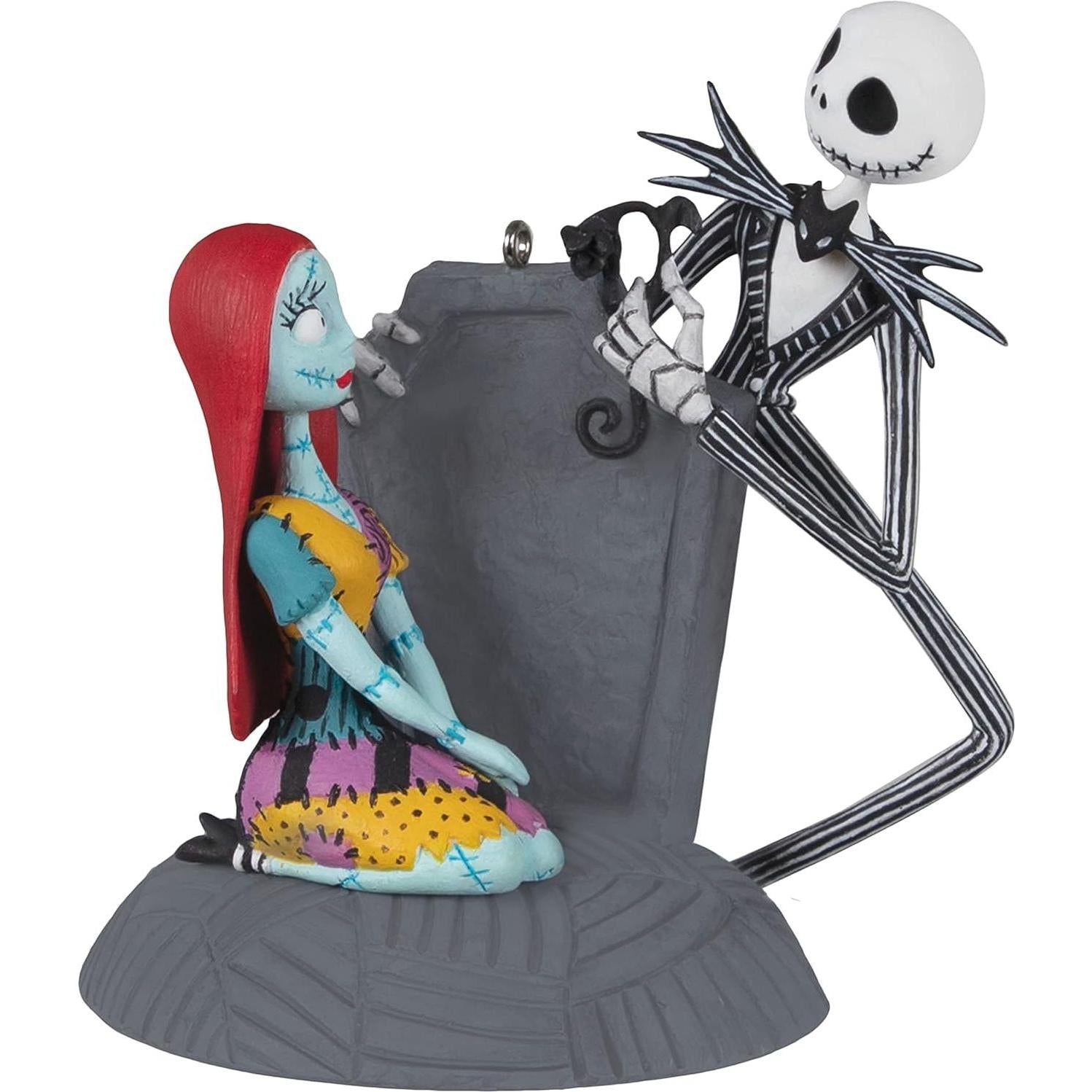 QXD6523 2022 Jack and Sally (Tim Burton's The Nightmare Before Christmas) Image1