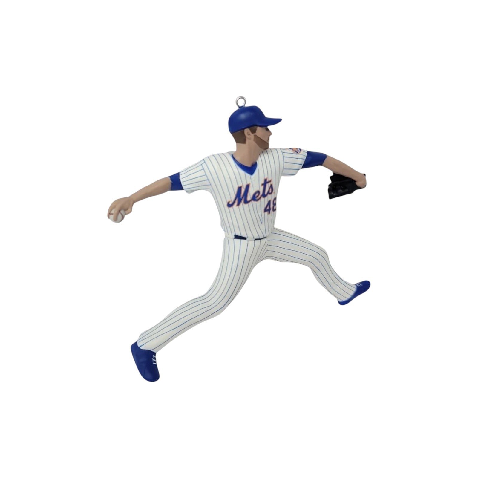 2022 Jacob deGrom – New York Mets (Baseball Legend) Hallmark Ornament QXI7416 Image4