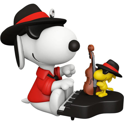 QXR9273 2022 Jazzy, Snazzy Friends (Snoopy) Image1