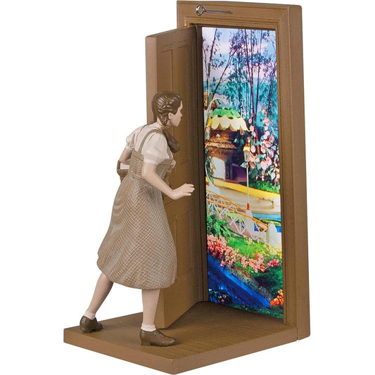 QXI7146 2022 Not in Kansas Anymore (The Wizard of Oz) Image1