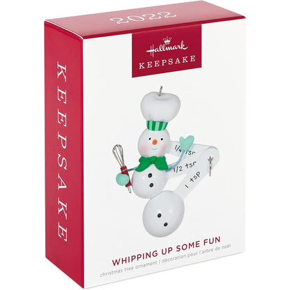 QGO3716 2022 Whipping Up Some Fun (Snowmen) Image2