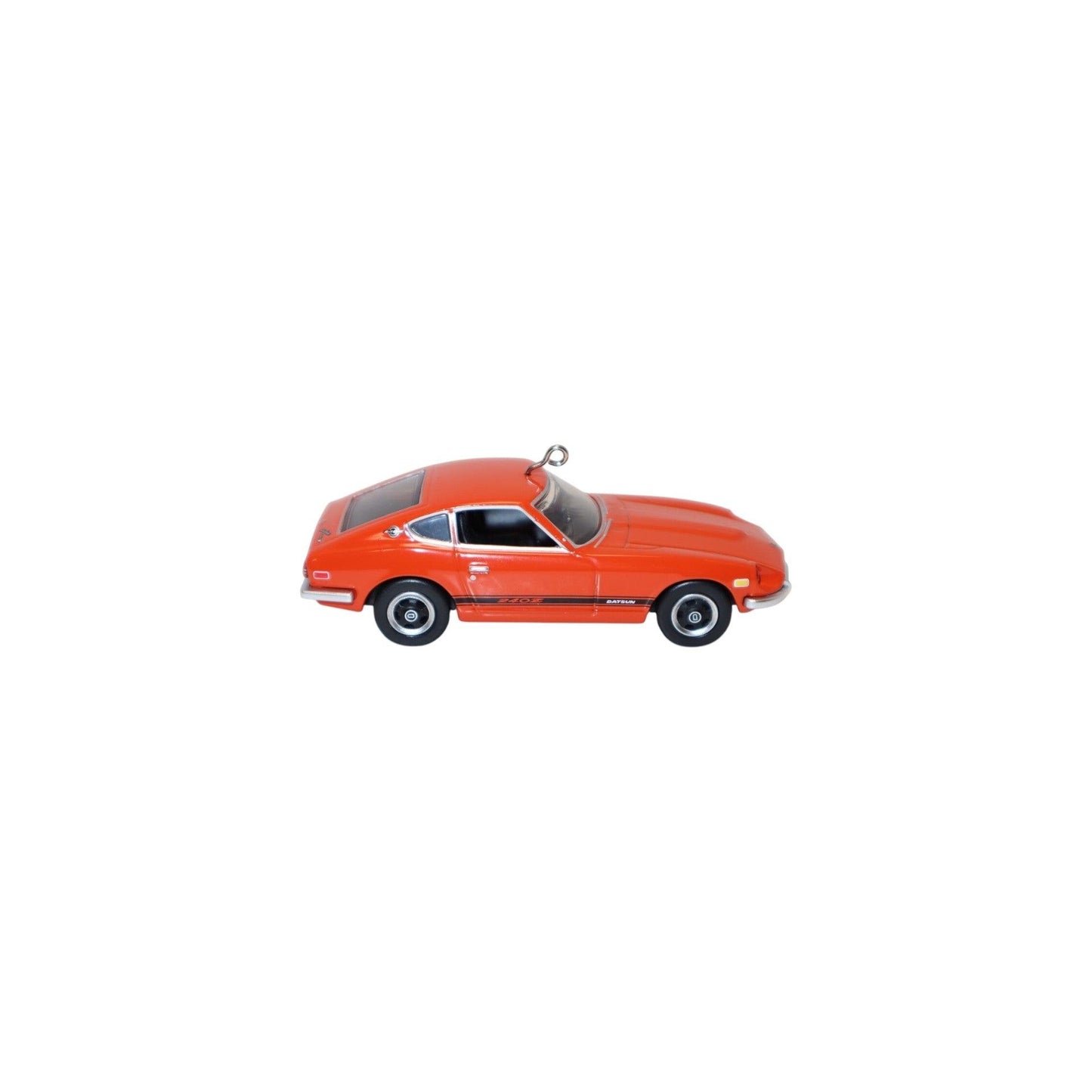 2023 (1970) Datsun 240Z (Classic American Cars) Hallmark Ornament QXI6987 Image3