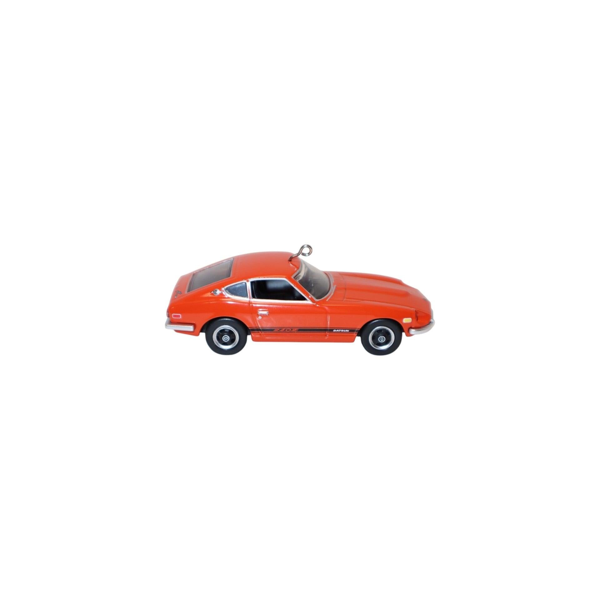 2023 (1970) Datsun 240Z (Classic American Cars) Hallmark Ornament QXI6987 Image3