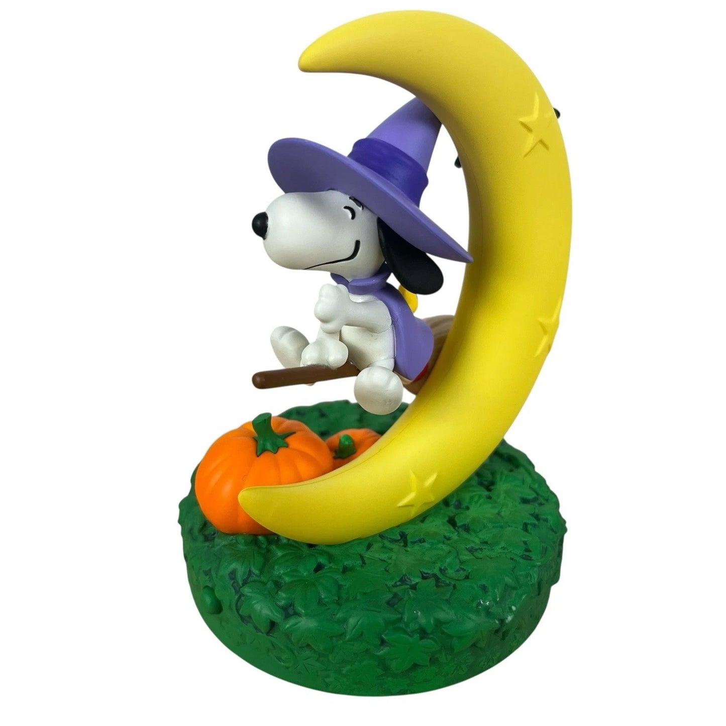 2023 Snoopy's Moonlit Mischief (Peanuts)