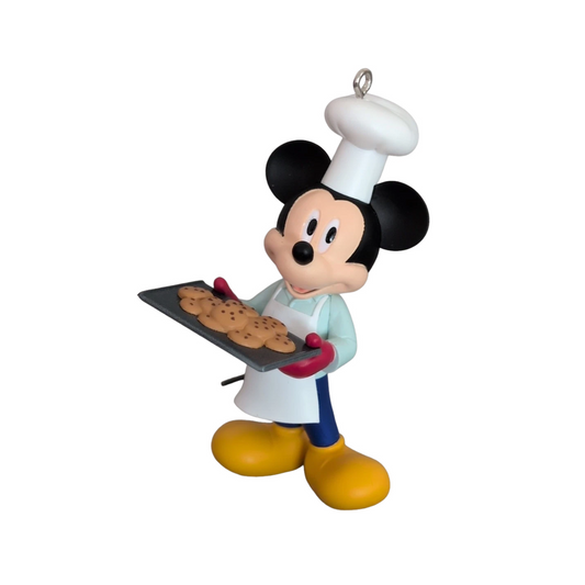 2023 Baker Mickey Hallmark Ornament (All About Mickey!) QXR8187 QXR8187 Image1