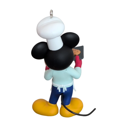 2023 Baker Mickey Hallmark Ornament (All About Mickey!) QXR8187 QXR8187 Image4