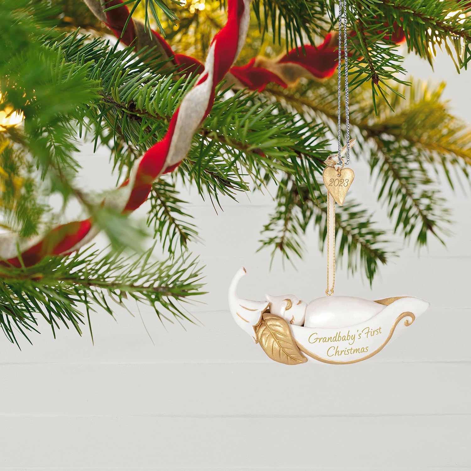 2023 GrandBaby's First Christmas Hallmark Ornament (Baby's First Christmas) QGO2727