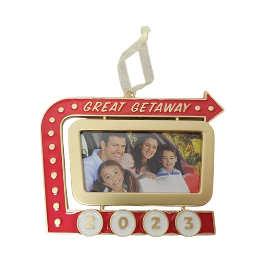 2023 Great Getaway Ornament Hallmark Ornament (Photo Holder) QHX3097
