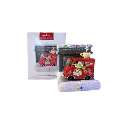2023 Gregor's Trattoria Hallmark Ornament (Happy Holiday Parade) QGO2527