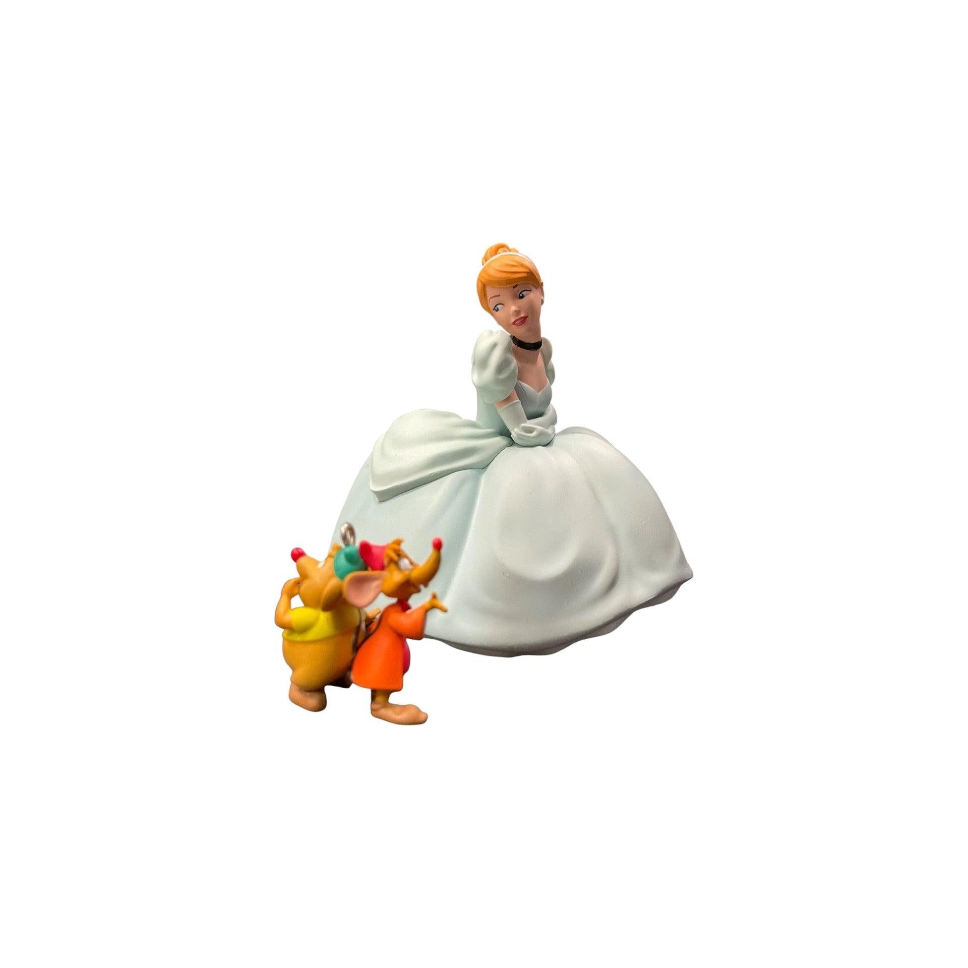 2023 Jaq and Gus Love Cinderelly (Cinderella) Hallmark Ornament QXD6619 Image4