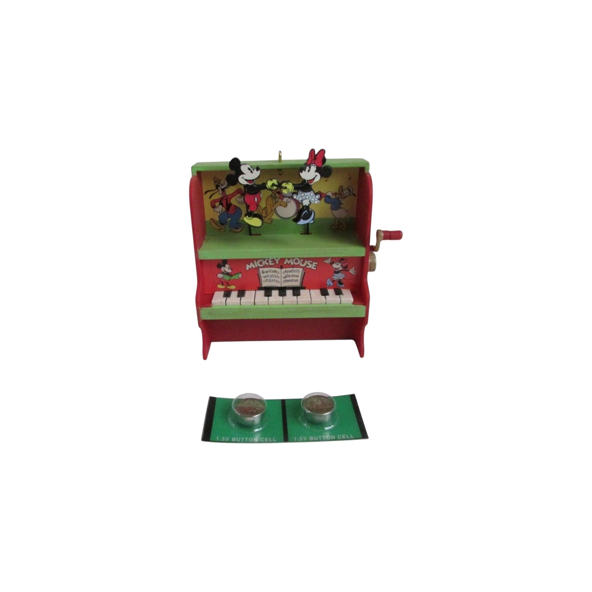 2023 Let’s Dance! (Mickey Mouse & Friends) Hallmark Ornament QXD6717 Image3