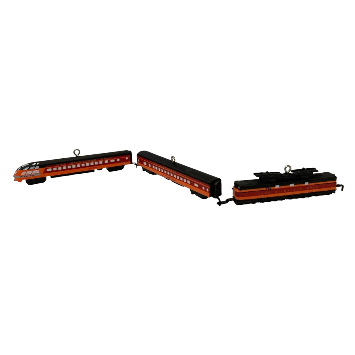 2023 Lionel Milwaukee Road EP 2 Passenger Set Hallmark Ornament (Lionel) QXM9287 Image6