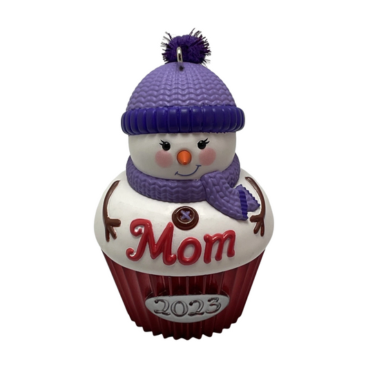 2023 Mom Hallmark Ornament (Cupcake) QGO2529 Image1