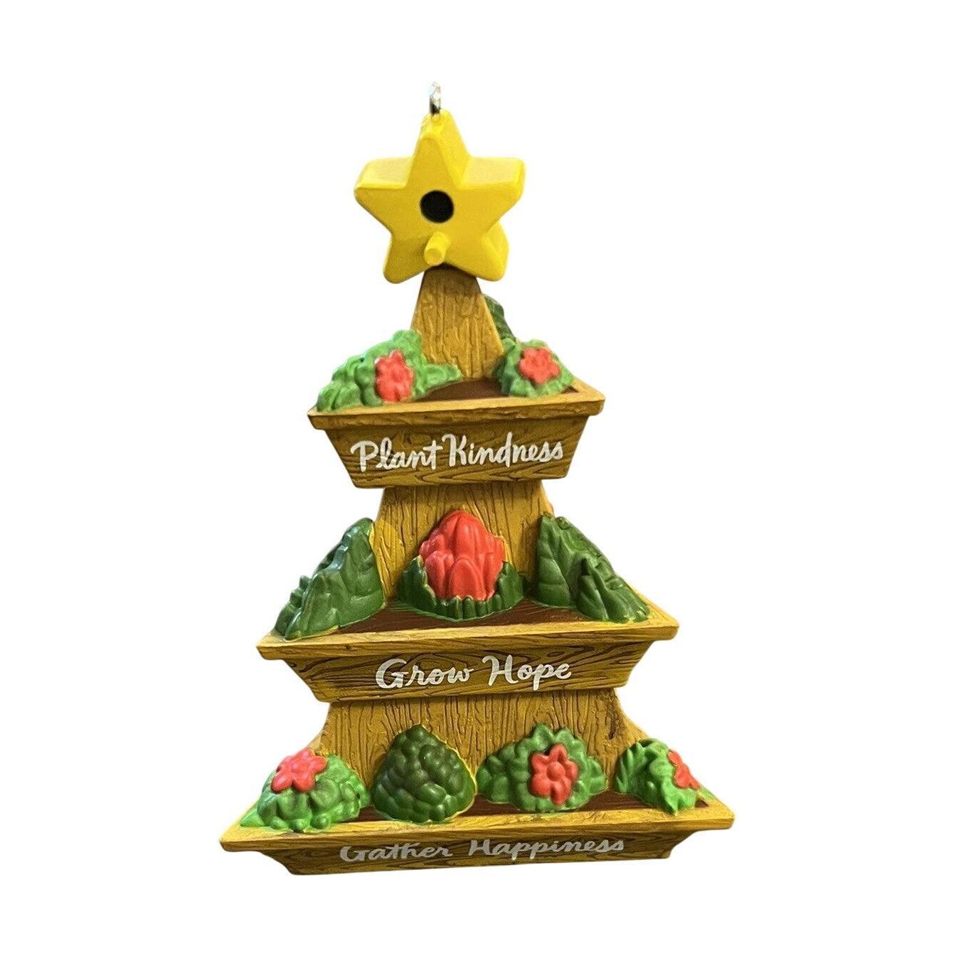 2023 Season's Gardenings Hallmark Ornament (Garden) QGO2947 Image1