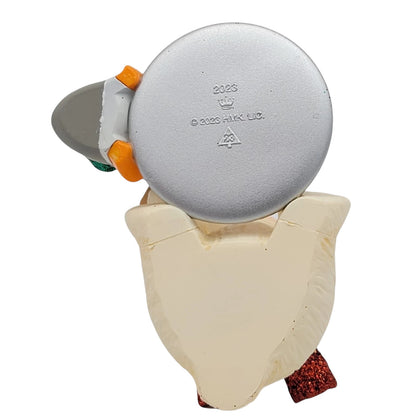 2023 Sharing A Slice (Snowball and Tuxedo)