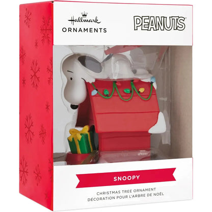 2023 Snoopy on Holiday Doghouse (Peanuts)